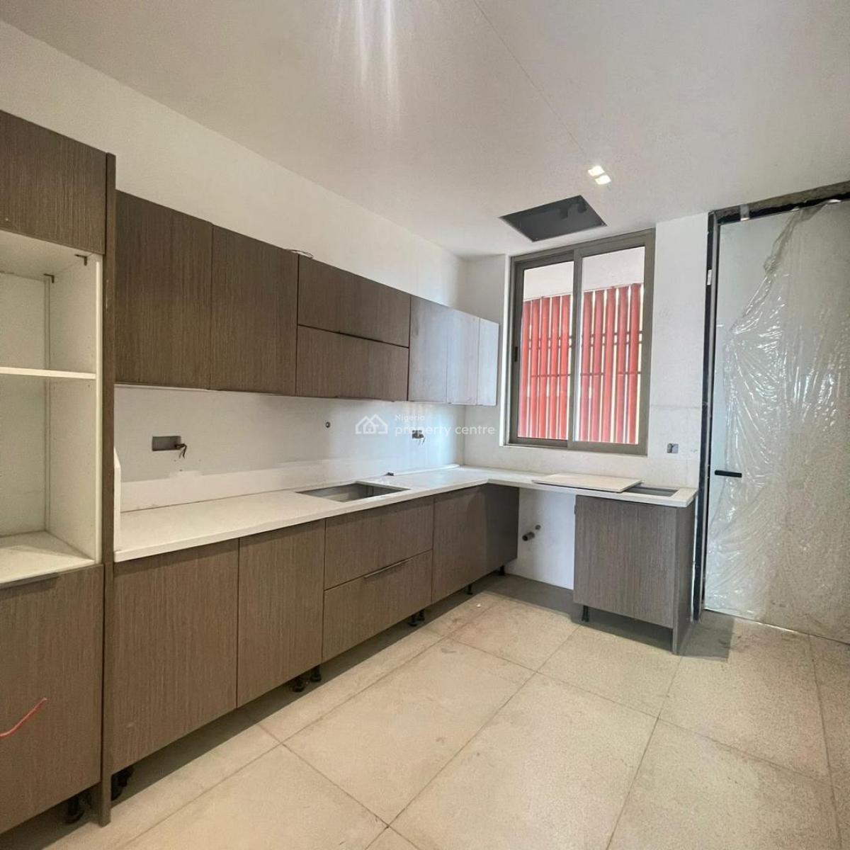 Exquisitely Finished 4 Bedroom Maisonette with a Swimming Pool, Lekki Phase 1, Lekki, Lagos, Flat / Apartment for Sale