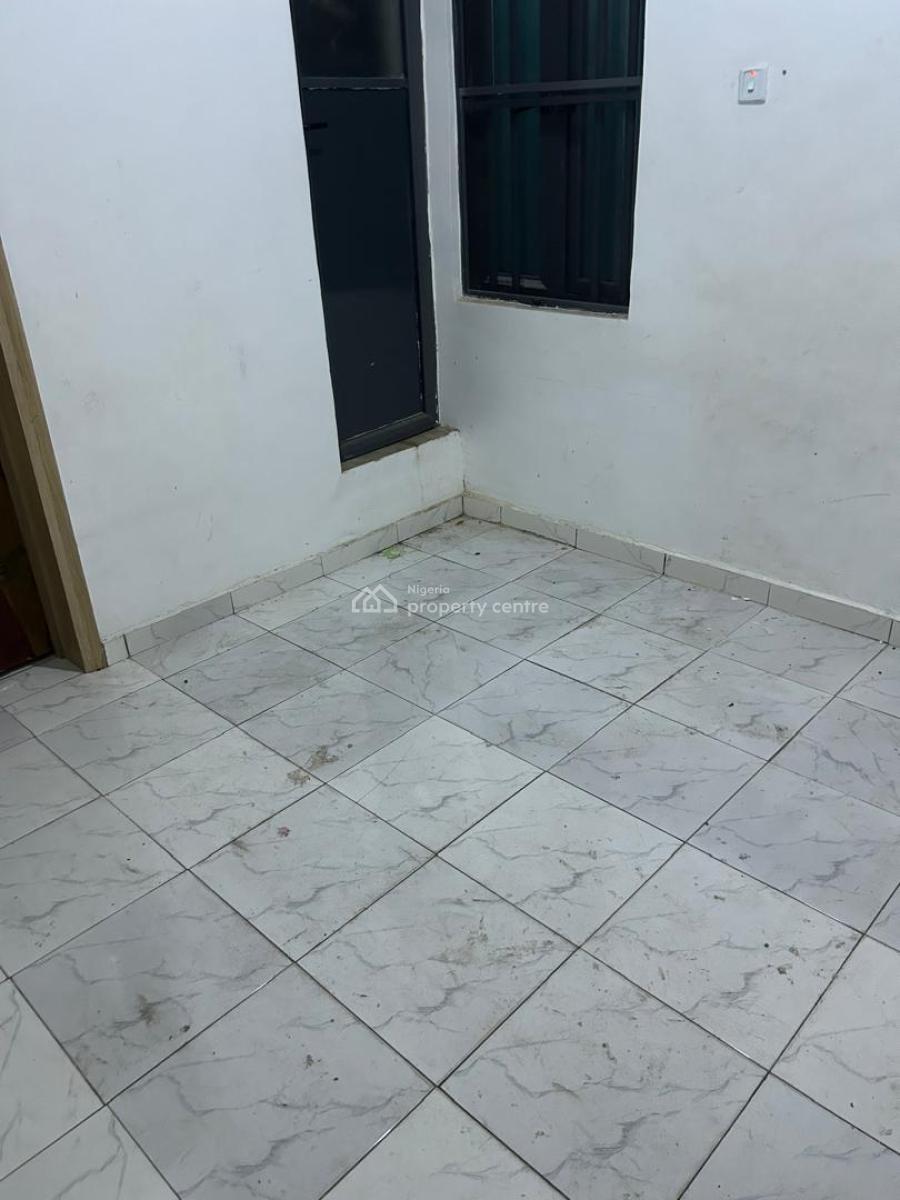 Lovely Sweet Mini Flat, Onigbongbo, Maryland, Lagos, Mini Flat (room and Parlour) for Rent