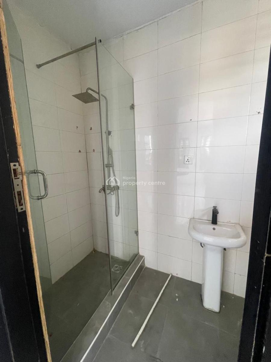 2 Bedroom Apartment, Ologolo, Lekki, Lagos, Flat / Apartment for Rent
