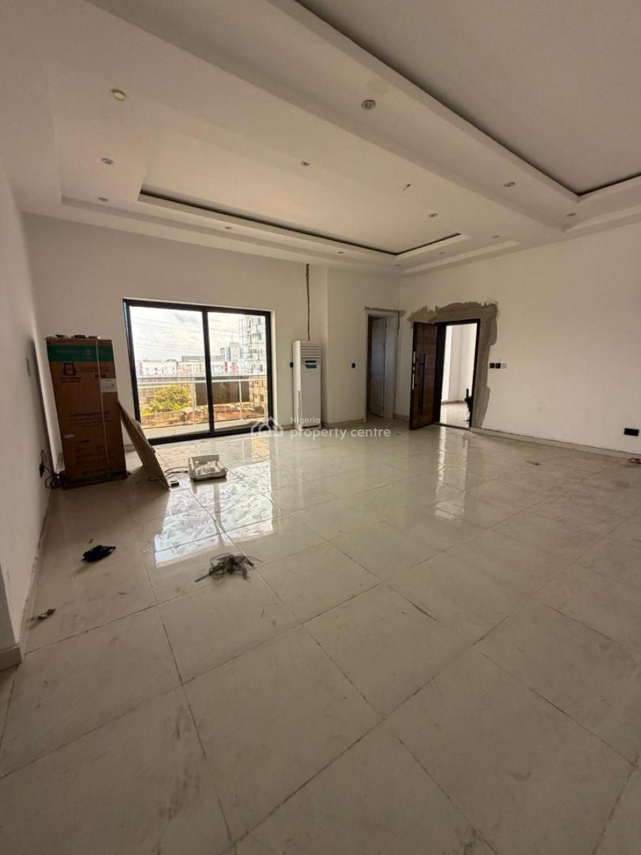 3bedroom Apartment on The 3rd Floor, Lekki Right Handsiide, Lekki Phase 1, Lekki, Lagos, Flat / Apartment for Rent