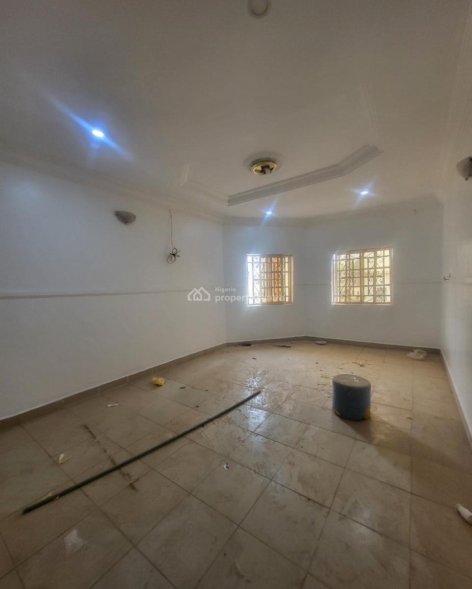Luxurious Massive 2 Bedroom Flat, Gaat School, Gaduwa, Abuja, Flat / Apartment for Rent