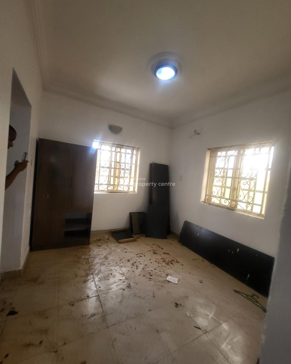 Luxurious Massive 2 Bedroom Flat, Gaat School, Gaduwa, Abuja, Flat / Apartment for Rent