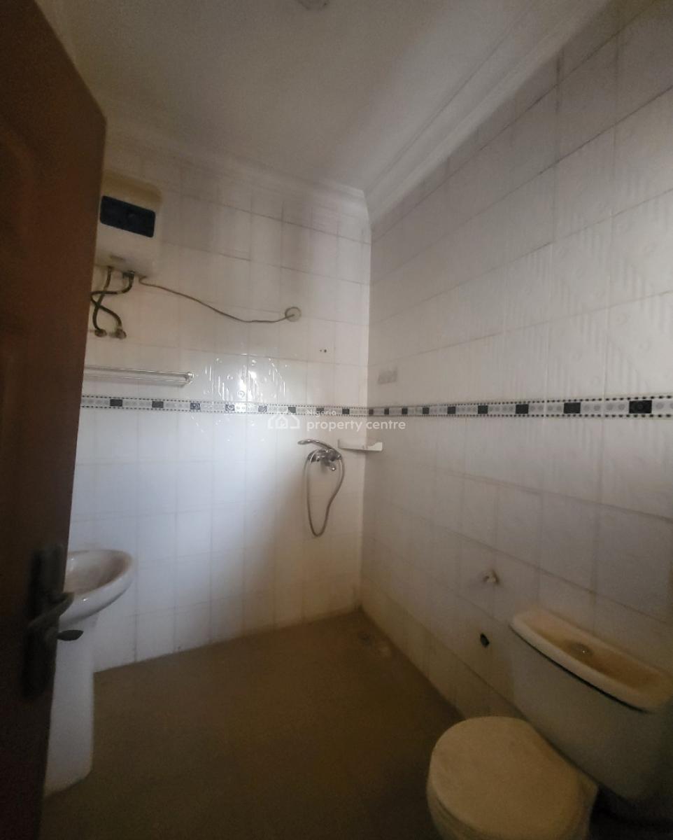 Luxurious Massive 2 Bedroom Flat, Gaat School, Gaduwa, Abuja, Flat / Apartment for Rent