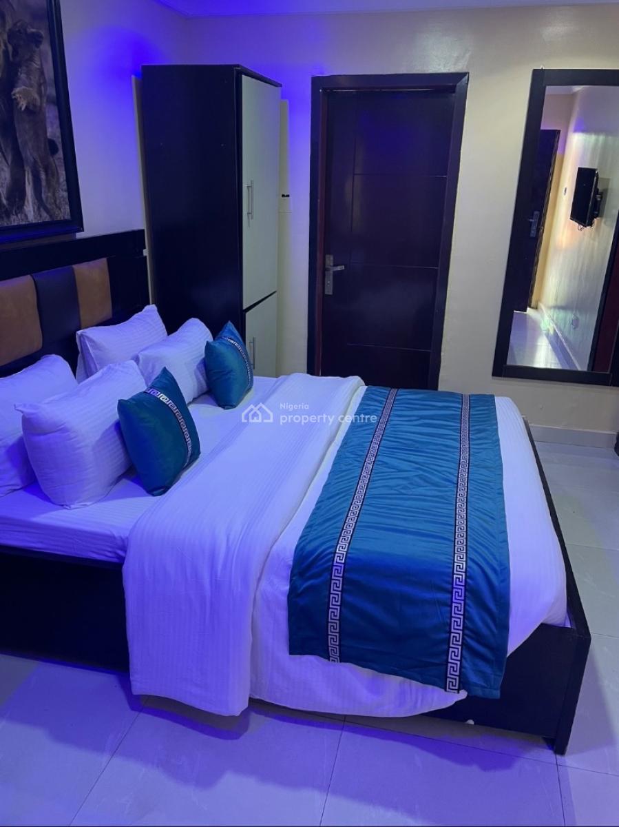 Standard Affordable Room in Victoria Island, Off Adeola Odeku, Victoria Island (vi), Lagos, Self Contain (single Rooms) Short Let