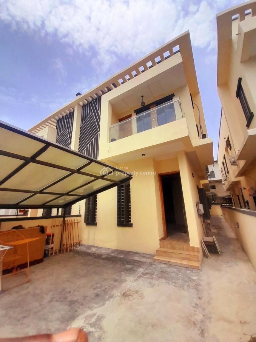 Studio Room in a Shared Apartment, Orchid Road, Lekki, Lagos, Self Contain (single Rooms) for Rent