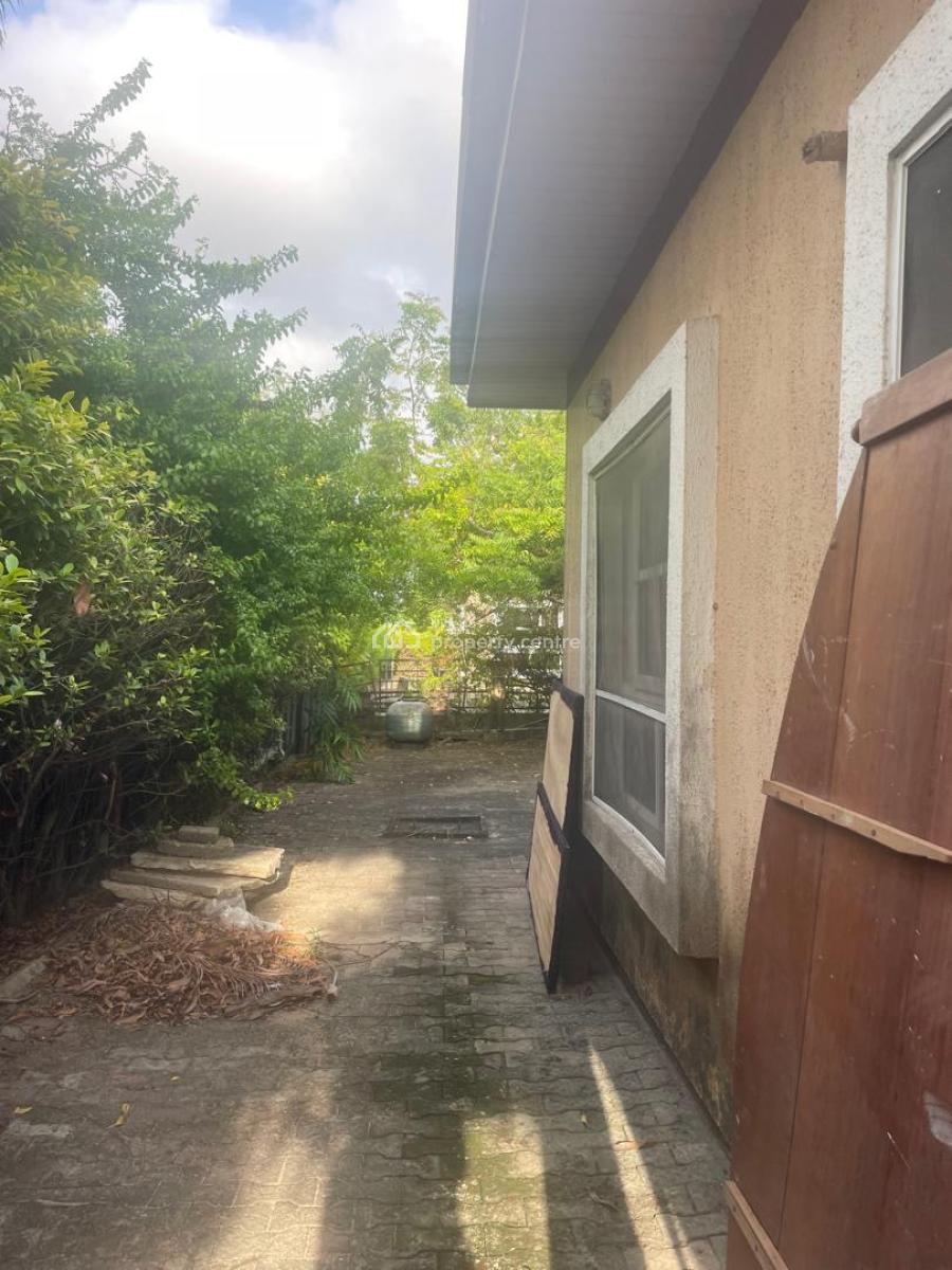 Nice Fully Service Bq, Chevron Drive, Lekki, Lagos, Self Contain (single Rooms) for Rent