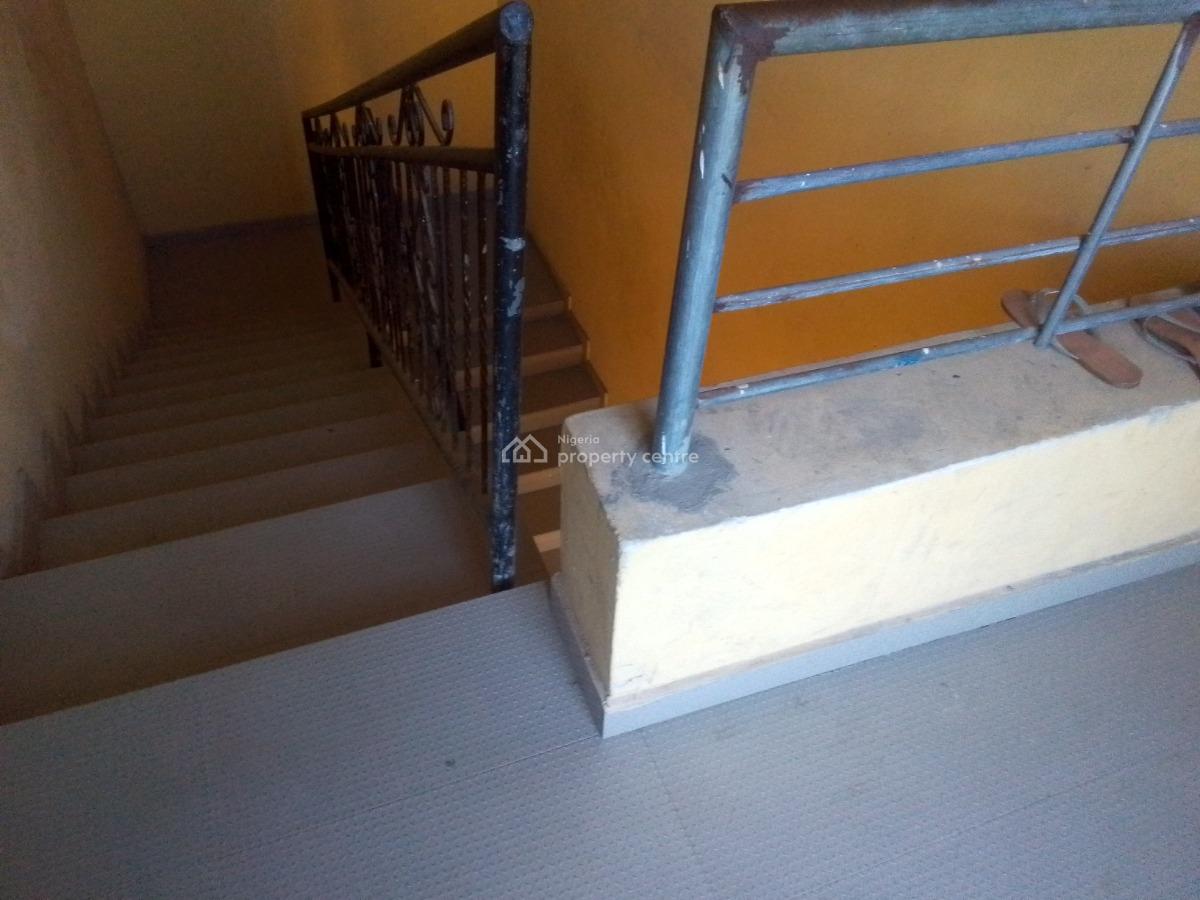 Spacious Luxury 2 Bedroom Flat with Excellent Features, Newtown Estate Rd, Ogombo, Ajah, Lagos, Flat / Apartment for Rent