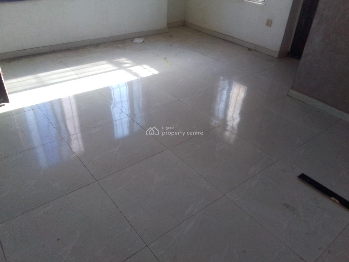 Spacious Luxury 2 Bedroom Flat with Excellent Features, Newtown Estate Rd, Ogombo, Ajah, Lagos, Flat / Apartment for Rent