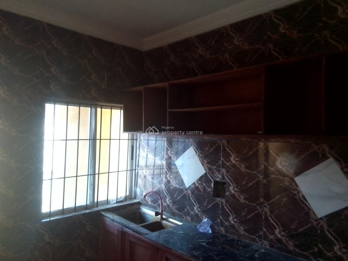 Spacious Luxury 2 Bedroom Flat with Excellent Features, Newtown Estate Rd, Ogombo, Ajah, Lagos, Flat / Apartment for Rent