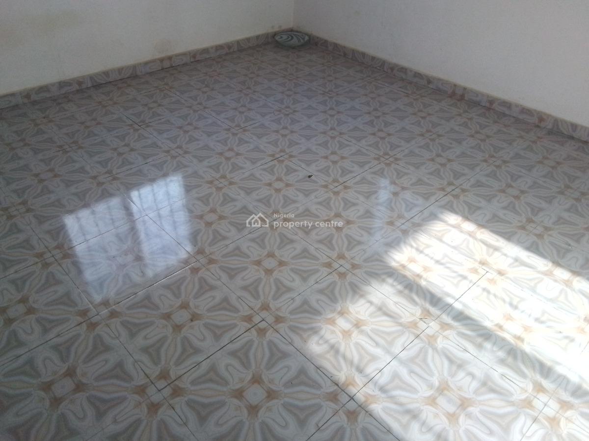 Spacious Luxury 2 Bedroom Flat with Excellent Features, Newtown Estate Rd, Ogombo, Ajah, Lagos, Flat / Apartment for Rent