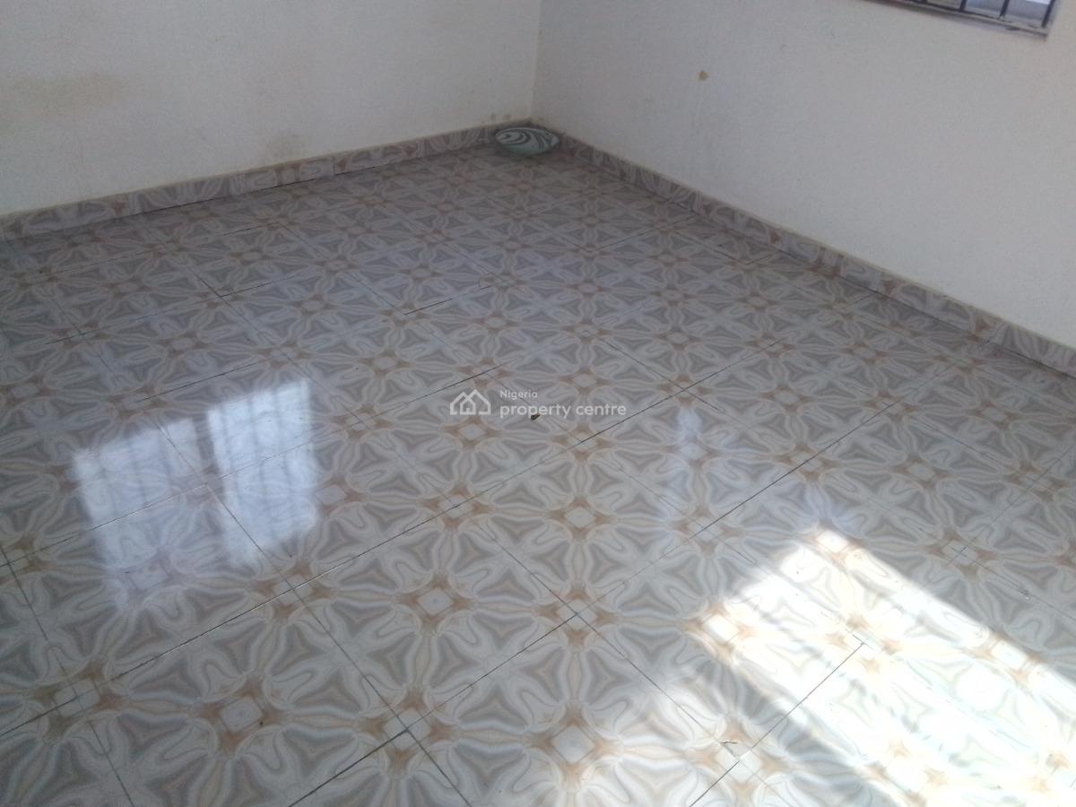 Spacious Luxury 2 Bedroom Flat with Excellent Features, Newtown Estate Rd, Ogombo, Ajah, Lagos, Flat / Apartment for Rent