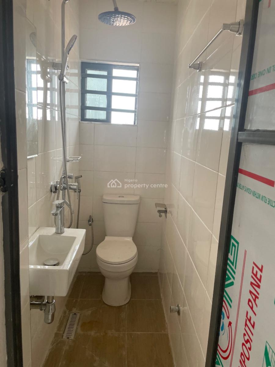 Roomself, Pedro Road, Shomolu, Lagos, Self Contain (single Rooms) for Rent