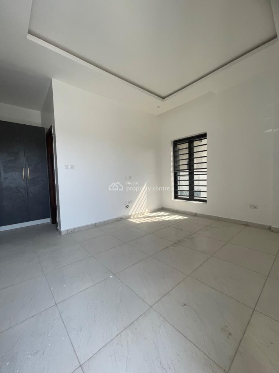 Spacious High Quality 3bedroom Apartment, Orchid, Located in a Very Secured and Serene Estate, Lekki, Lagos, Block of Flats for Sale