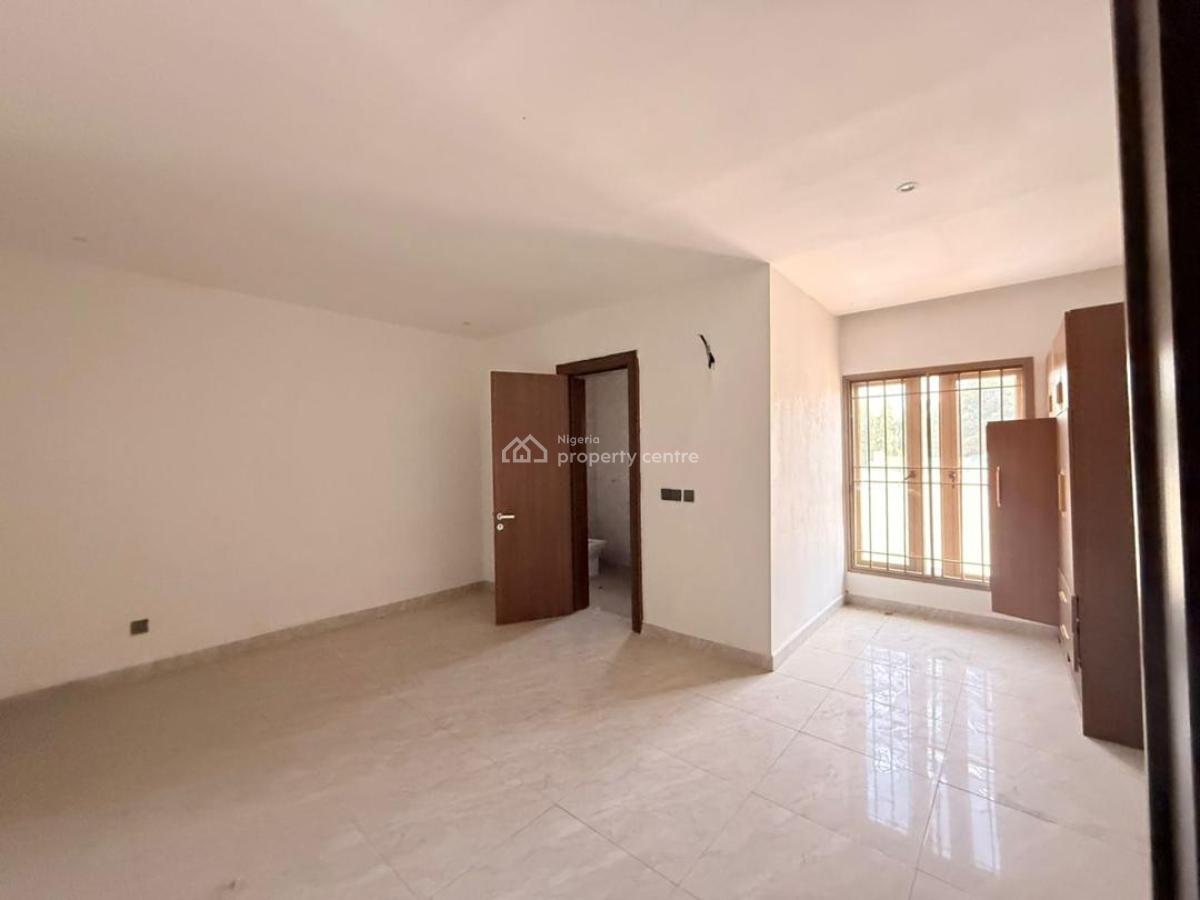 Beautiful 5 Bedroom Semi Detached Serviced Duplex,bq, Nice Environment, Serene Neighborhood, Good Access Road, Asokoro District, Abuja, Semi-detached Duplex for Rent