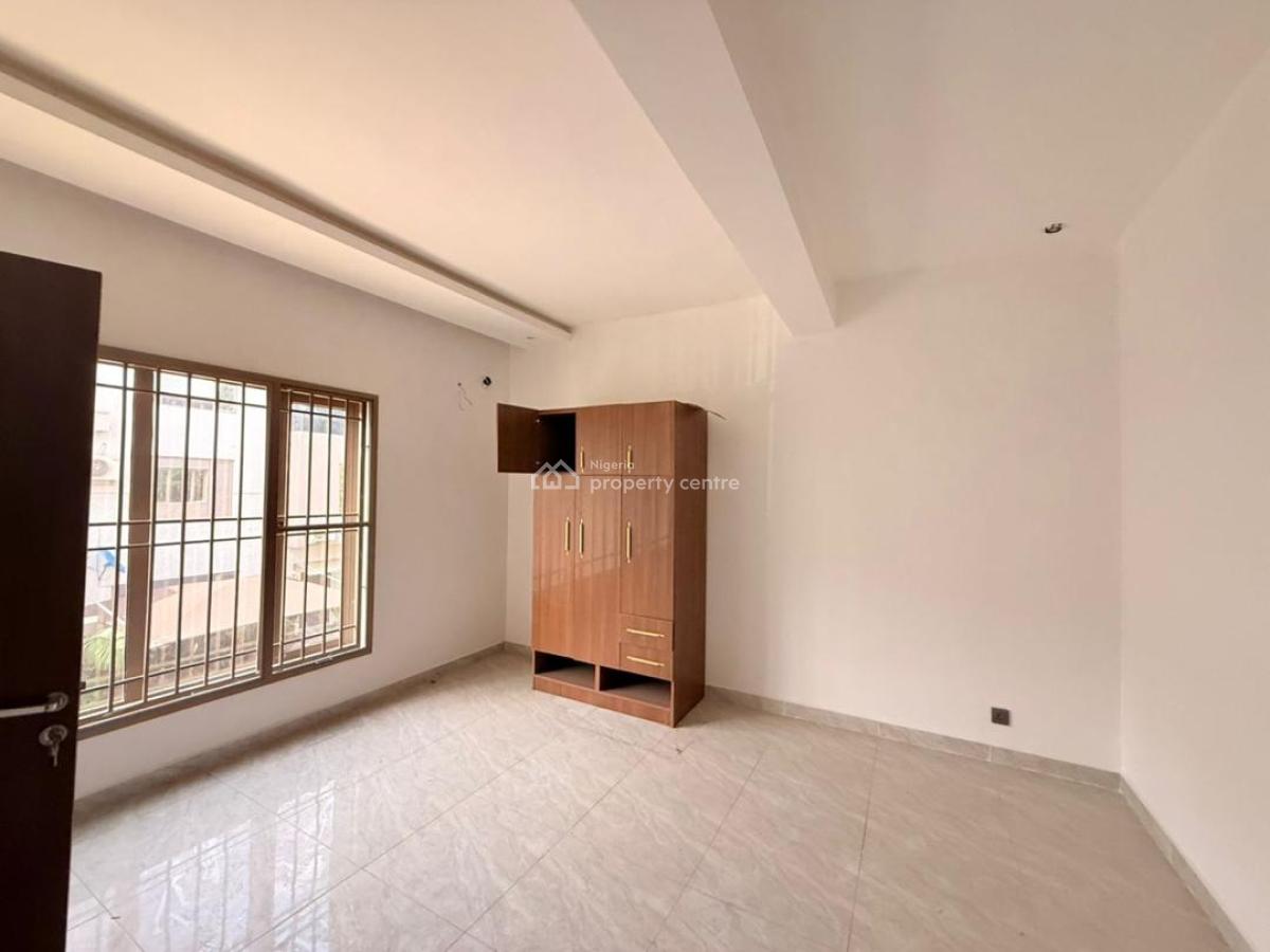 Beautiful 5 Bedroom Semi Detached Serviced Duplex,bq, Nice Environment, Serene Neighborhood, Good Access Road, Asokoro District, Abuja, Semi-detached Duplex for Rent