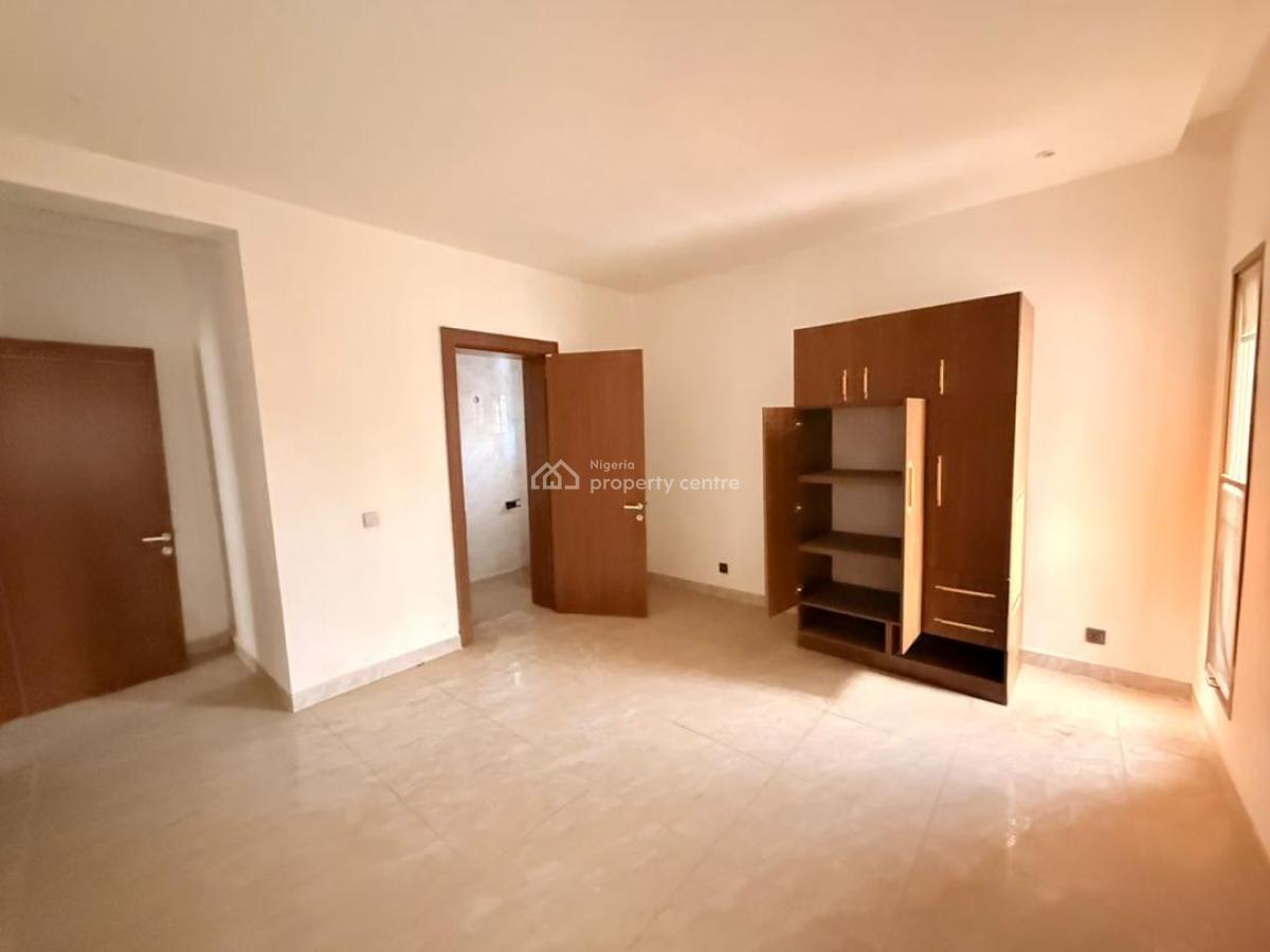 Beautiful 5 Bedroom Semi Detached Serviced Duplex,bq, Nice Environment, Serene Neighborhood, Good Access Road, Asokoro District, Abuja, Semi-detached Duplex for Rent