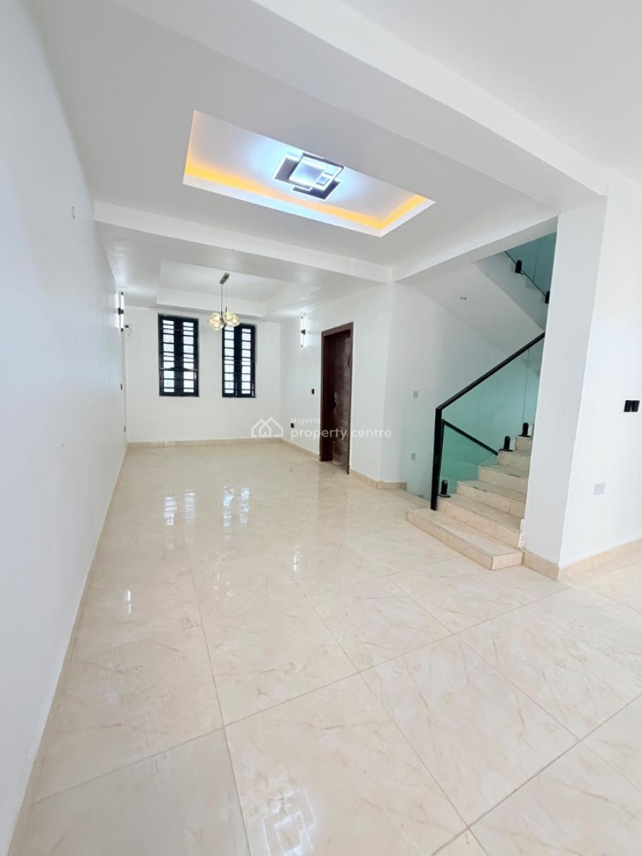 Exquisitely Built 4 Bedroom Terrace Duplex in a Prime Location, Surulere, Lagos, Terraced Duplex for Sale