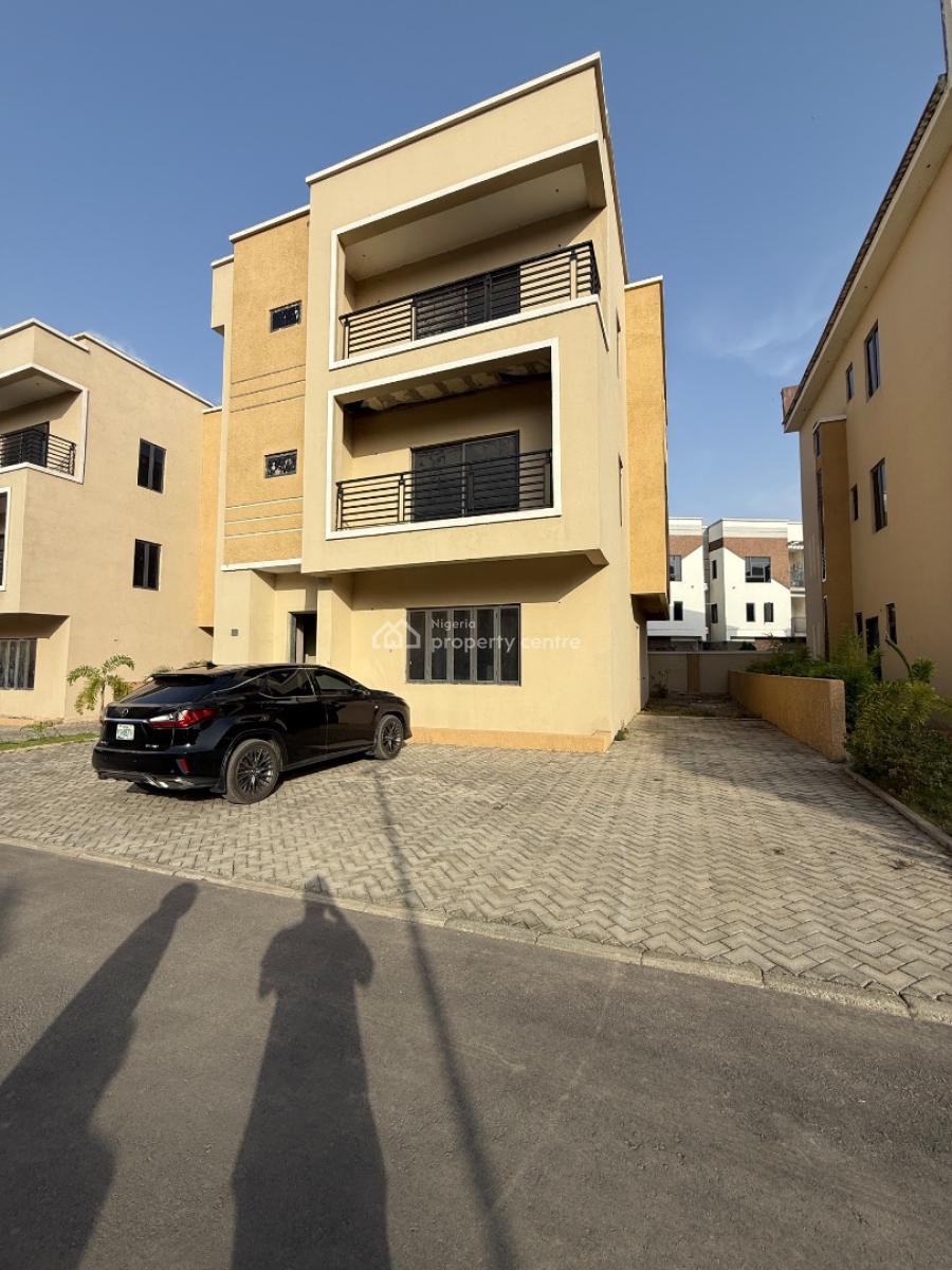 6 Bedroom Detached Duplex, Jahi, Abuja, Detached Duplex for Sale