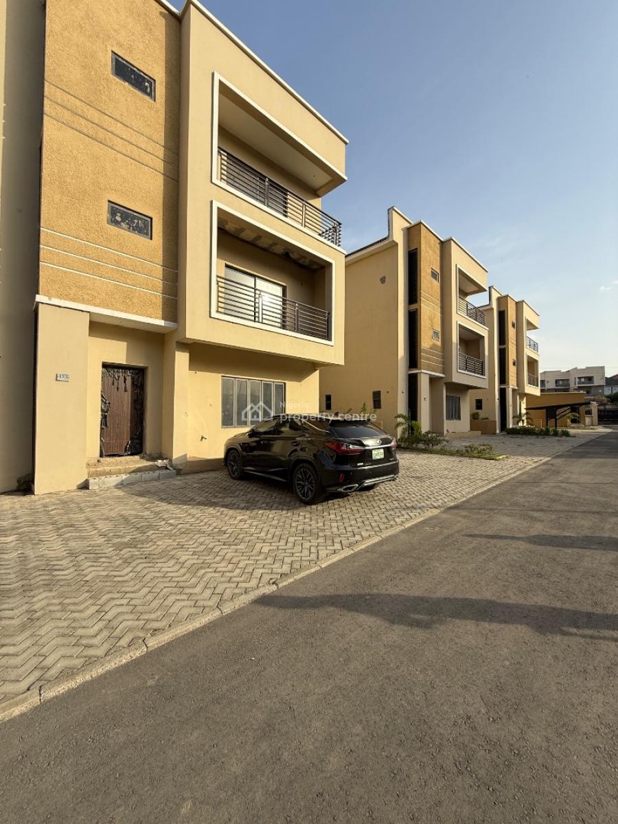 6 Bedroom Detached Duplex, Jahi, Abuja, Detached Duplex for Sale