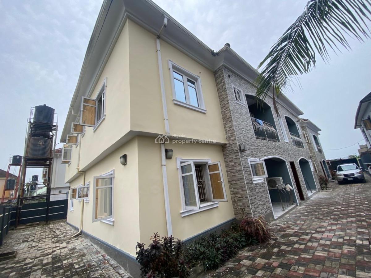 Well Maintained 2 Bedroom Apartment, Lakowe, Lakowe, Ibeju Lekki, Lagos, Flat / Apartment for Rent