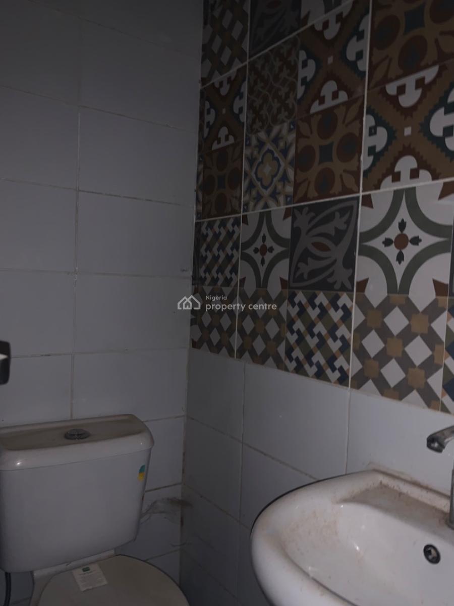 Exquisitely Built Spacious 6 Units of 3 Bedroom Apartments, Jahi By Gilmore, Jahi, Abuja, Flat / Apartment for Rent