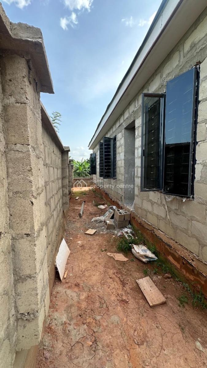 Beautiful 3bedroom Detached Bungalow with Bq, Alagbaka Gra, Akure, Ondo, Detached Bungalow for Sale