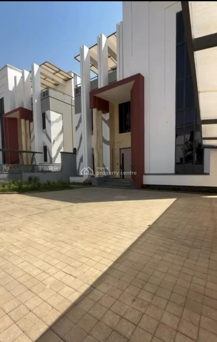 Luxury 6 Bedroom Fully Detached Gated Duplex with 2 Rooms Bq, Off Ademu Aleru Street, Guzape District, Abuja, Detached Duplex for Sale