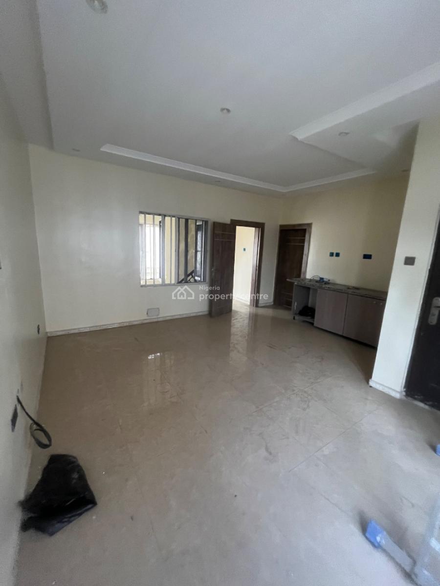 Clean Exquisite 3 Bedroom Terrace Duplex with 2 Living Room, Mobil Road Ilaje, Ajah, Lagos, Terraced Duplex for Rent