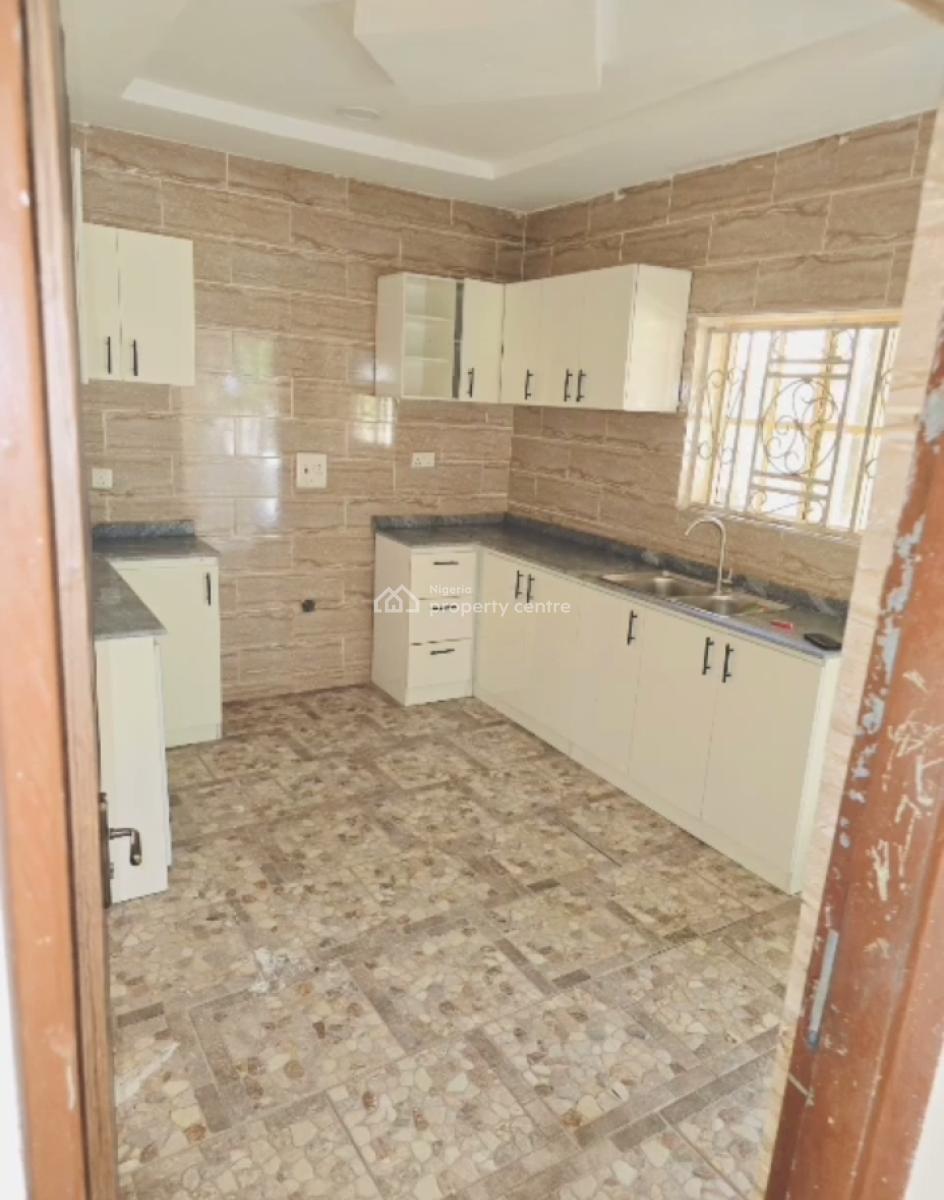 Spacious Standard Decent 3 Bedroom Bungalow, Lugbe District, Abuja, Detached Bungalow for Sale