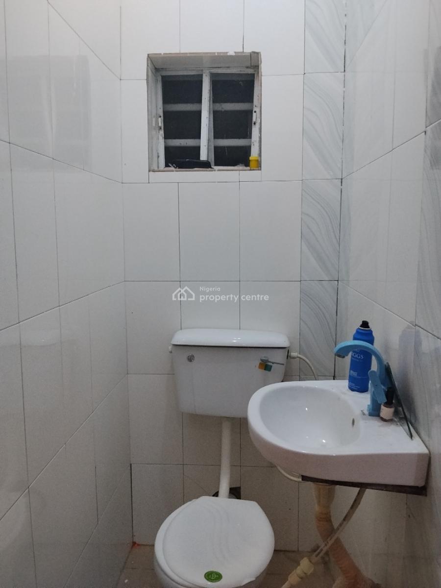 Service 1bedroom ... Video Available, Lagos Business School, Olokonla, Ajah, Lagos, Mini Flat (room and Parlour) Short Let