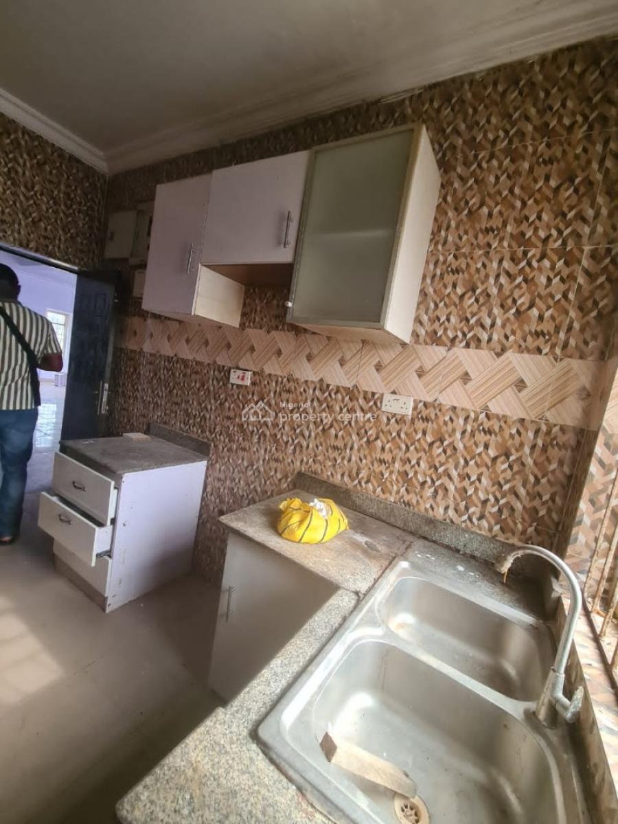 a Luxury 2 Bedrooms Flat, Green Ville Estate, Badore, Ajah, Lagos, Flat / Apartment for Rent