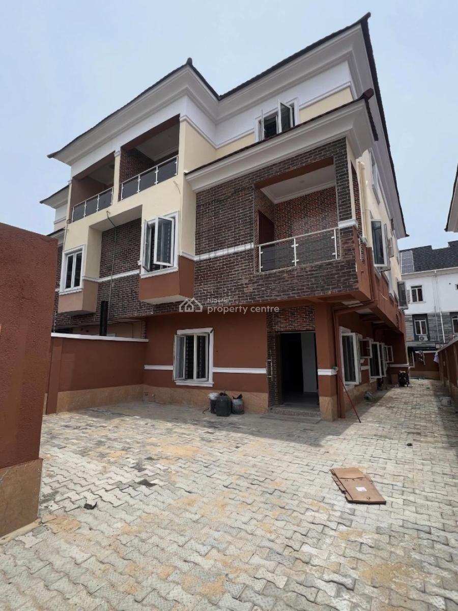 Spacious 5 Bedroom Semi Detached Duplex on Two Floors, 5 Bedroom Duplex for Rent, Lekki Phase 1, Lekki, Lagos, Semi-detached Duplex for Rent