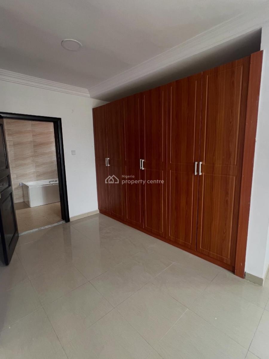 Spacious 5 Bedroom Semi Detached Duplex on Two Floors, 5 Bedroom Duplex for Rent, Lekki Phase 1, Lekki, Lagos, Semi-detached Duplex for Rent