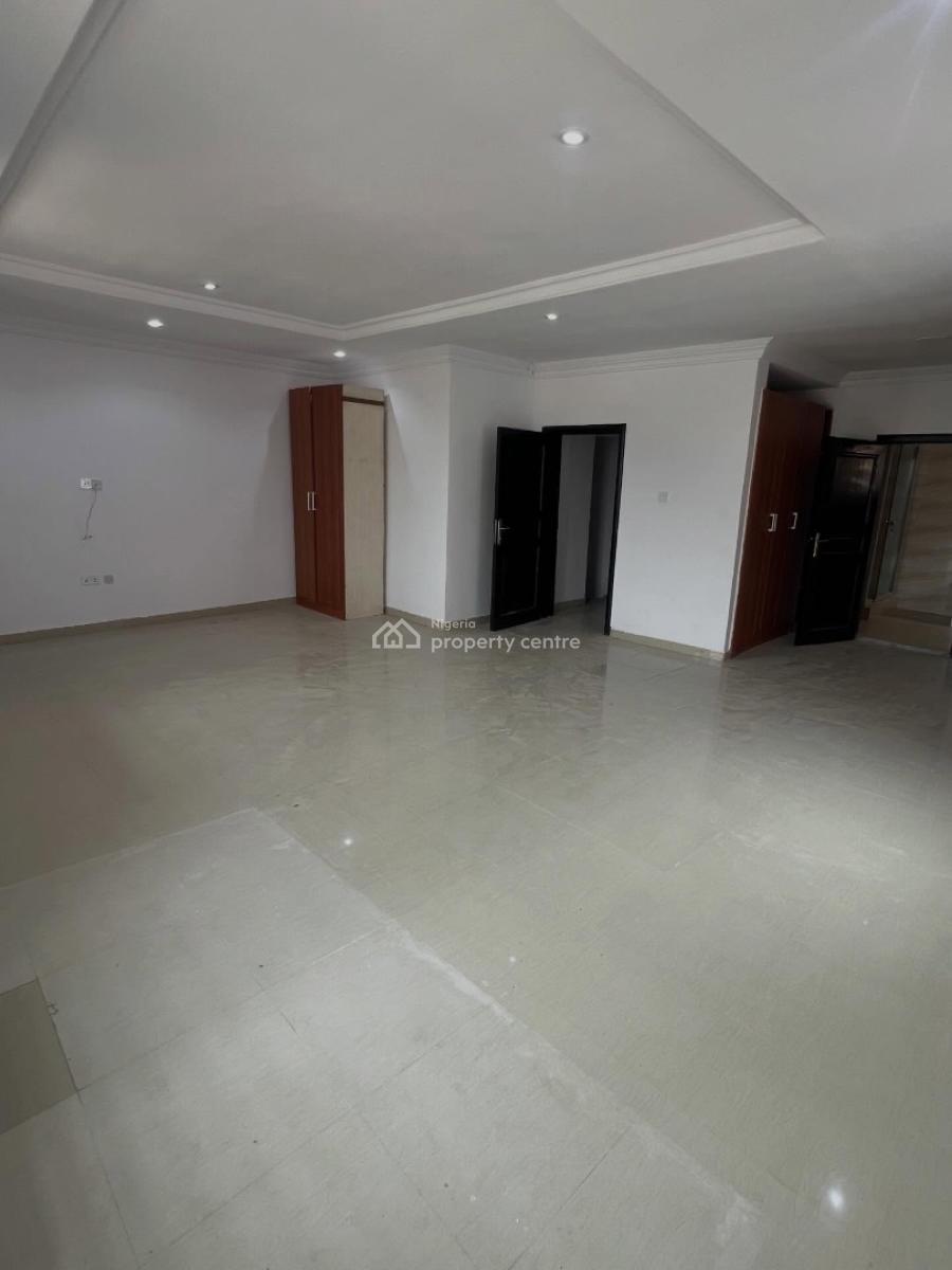Spacious 5 Bedroom Semi Detached Duplex on Two Floors, 5 Bedroom Duplex for Rent, Lekki Phase 1, Lekki, Lagos, Semi-detached Duplex for Rent