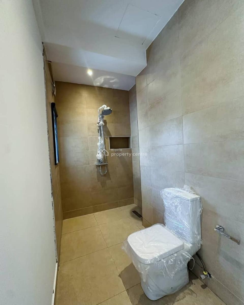 Newly Built Luxury Fully Serviced Spacious  3bedroom Apartment+ Boys Q, Lekki, Lekki Phase 1, Lekki, Lagos, Flat / Apartment for Rent