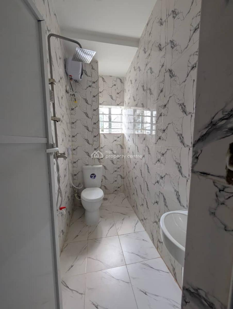 Standard Self Contained Apartment, Uyeh Estate, Off Ring Road 3, Uyo, Akwa Ibom, Self Contain (single Rooms) for Rent