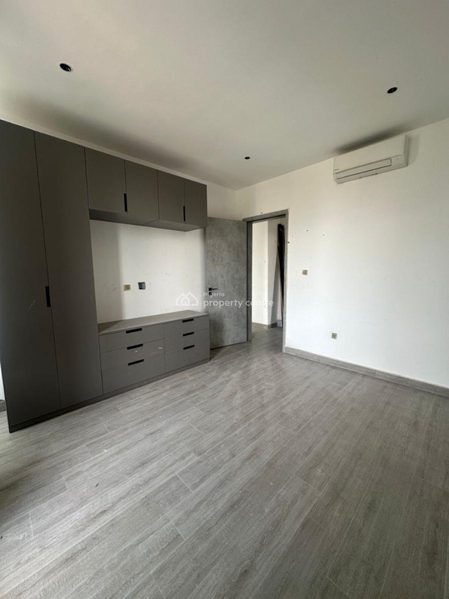 Spacious High-end 2 Bedroom Apartment with Swimming Pool, Ikoyi, Lagos, Flat / Apartment for Sale