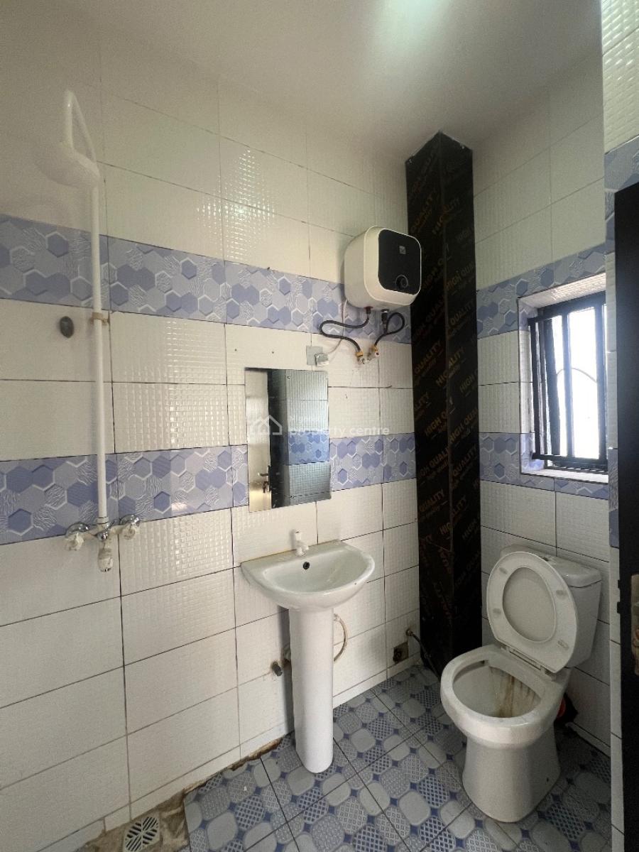2bedroom Flat, Admiralty Way, Lekki Phase 1, Lekki, Lagos, Flat / Apartment for Rent