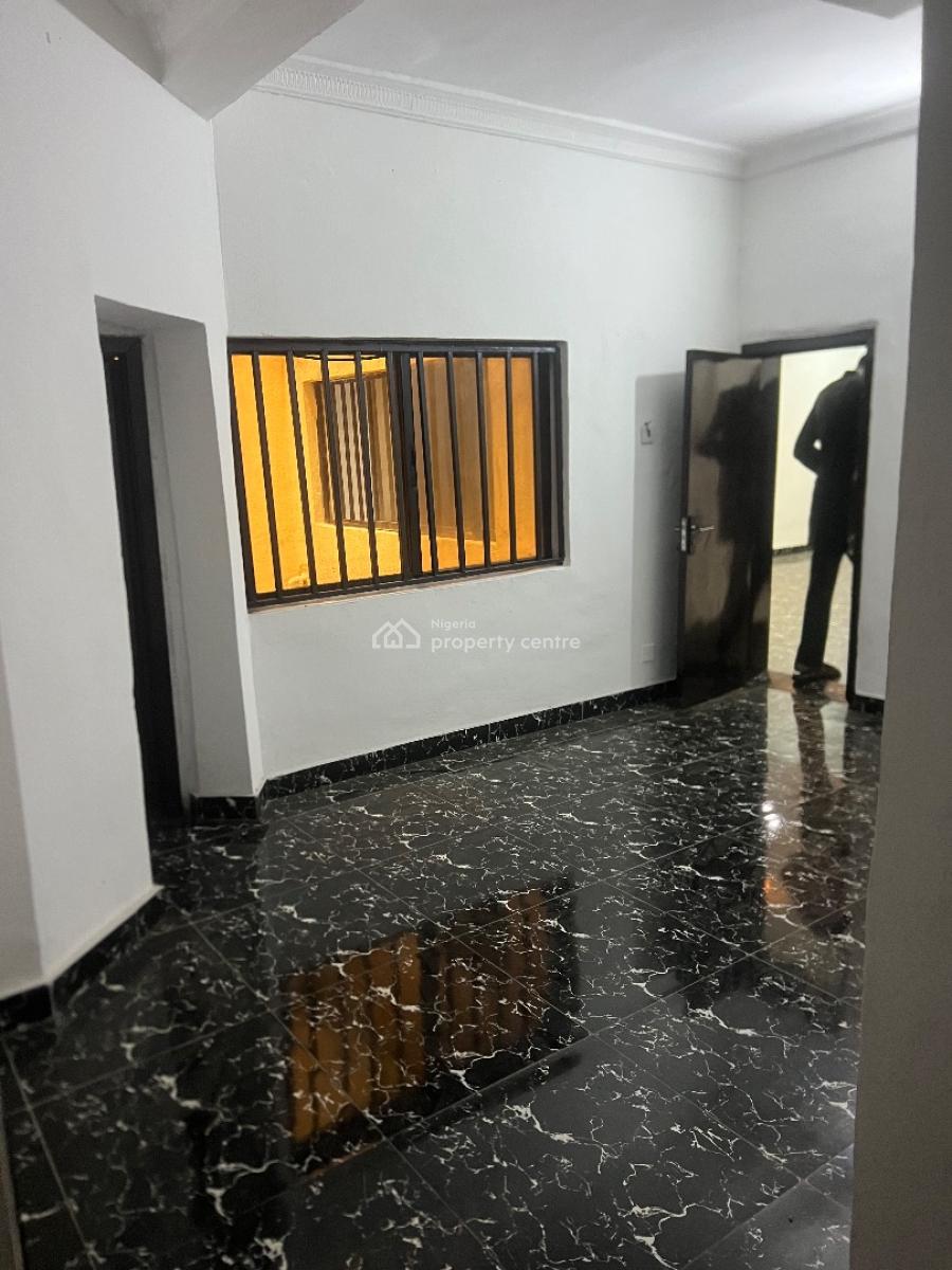 2bedroom Flat, Admiralty Way, Lekki Phase 1, Lekki, Lagos, Flat / Apartment for Rent