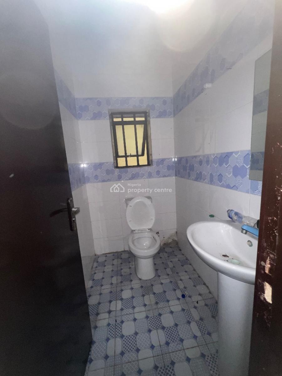2bedroom Flat, Admiralty Way, Lekki Phase 1, Lekki, Lagos, Flat / Apartment for Rent