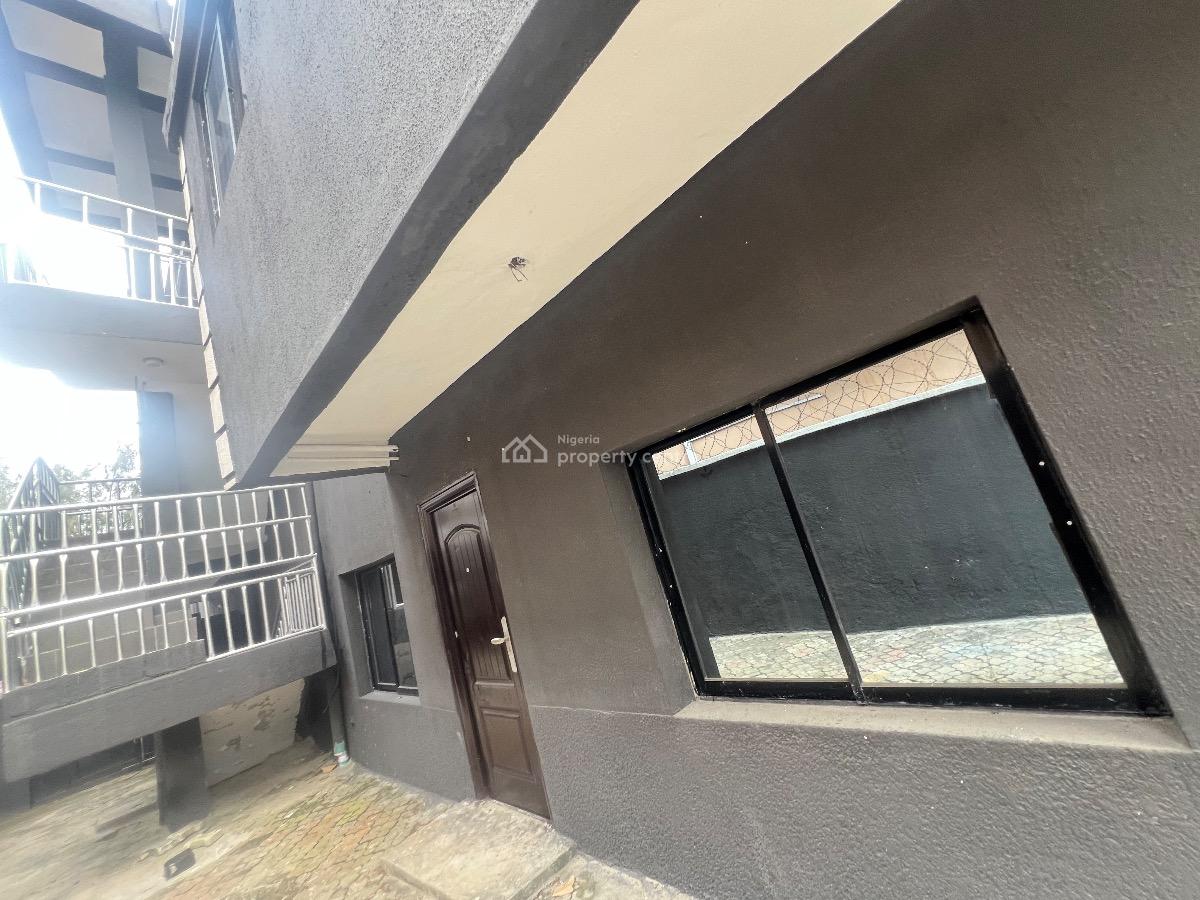 2bedroom Flat, Admiralty Way, Lekki Phase 1, Lekki, Lagos, Flat / Apartment for Rent