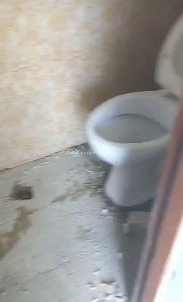 Renovated Mini Flat at Thomas Estate { Video}, Thomas Estate, Ajah, Lagos, Mini Flat (room and Parlour) for Rent