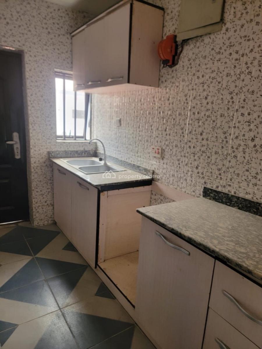 Beautifully Designed 2 Bedroom Apartment, Lekki Phase 1, Lekki, Lagos, Flat / Apartment for Rent