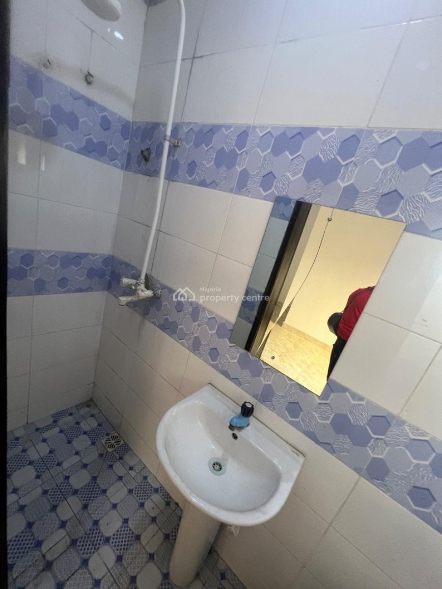 3bedroom Flat, Admiralty Way, Lekki Phase 1, Lekki, Lagos, Flat / Apartment for Rent