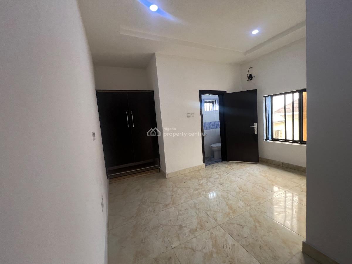 3bedroom Flat, Admiralty Way, Lekki Phase 1, Lekki, Lagos, Flat / Apartment for Rent