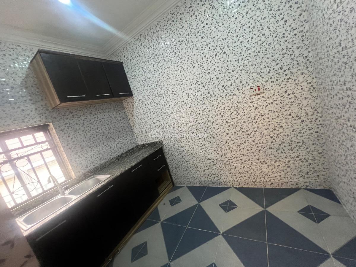 3bedroom Flat, Admiralty Way, Lekki Phase 1, Lekki, Lagos, Flat / Apartment for Rent
