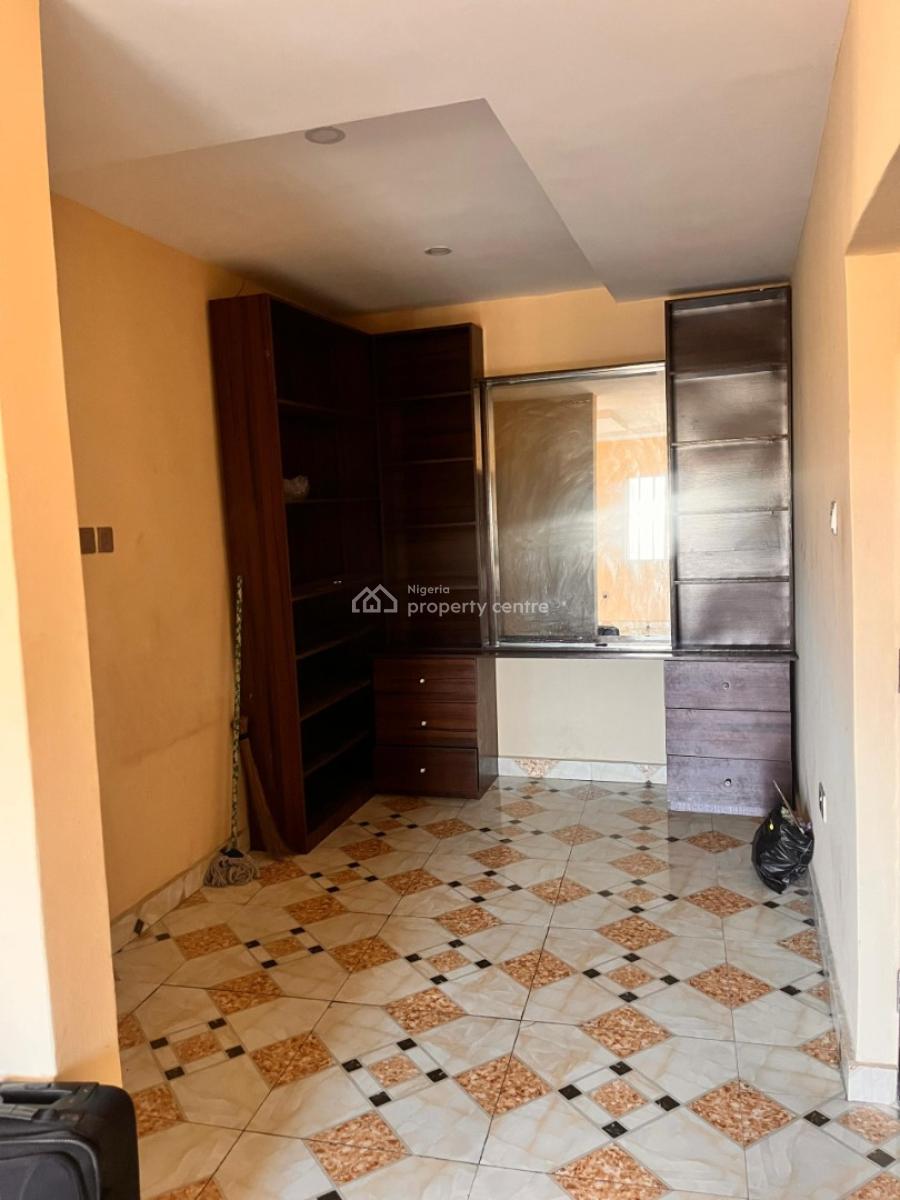 Specious Shared Apartment, 30 Emma Street,  Royal Palmwill Estate, Badore, Ajah, Lagos, Self Contain (single Rooms) for Rent