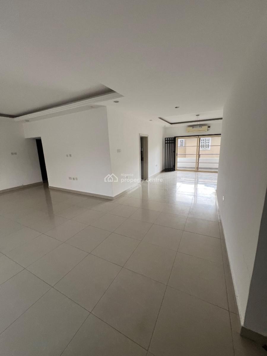 Spacious Luxury 3-bedroom Apartment with a Room Bq in Lekki, Lekki Phase 1, Lekki, Lagos, Flat / Apartment for Rent
