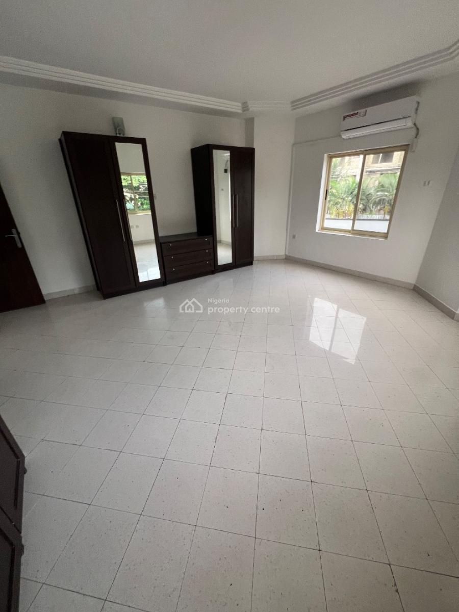 Spacious Luxury 3-bedroom Apartment with a Room Bq in Lekki, Lekki Phase 1, Lekki, Lagos, Flat / Apartment for Rent