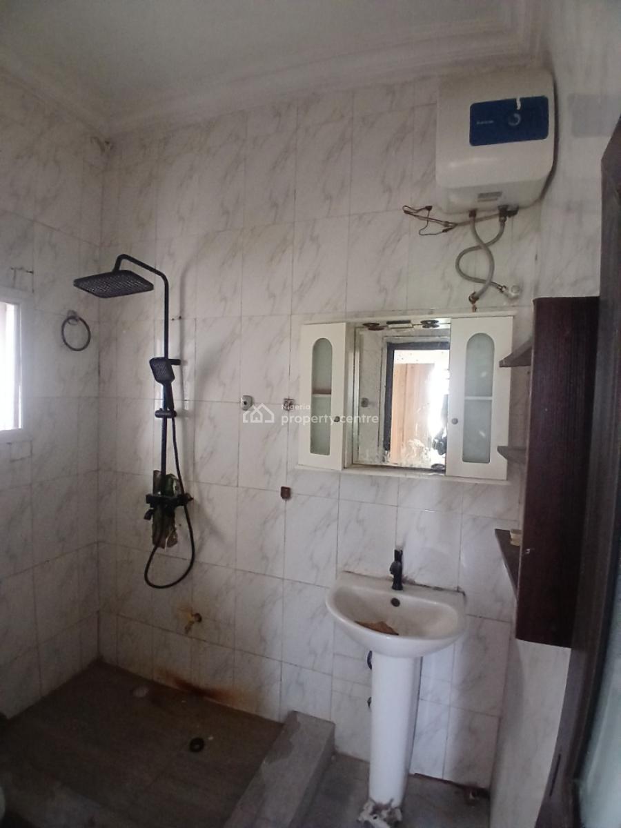 a Fantastic 2 Bedroom Apartment, Opposite Greenland Estate, Olokonla, Lekki Phase 2, Lekki, Lagos, Flat / Apartment for Rent